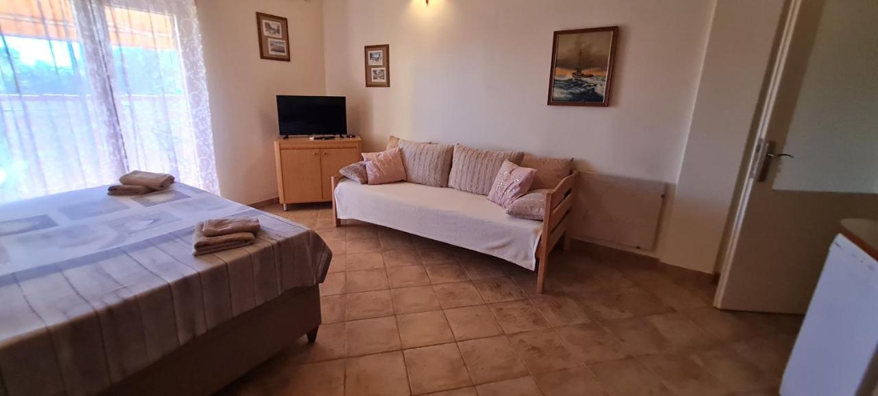 Apartments Rogoznicka Oaza Rogoznica  Esterno foto