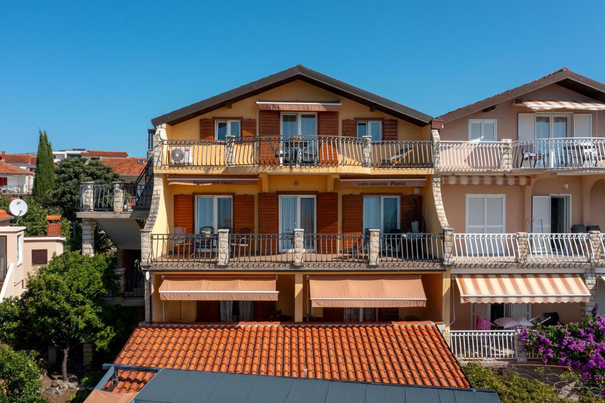 Apartments Rogoznicka Oaza Rogoznica  Esterno foto