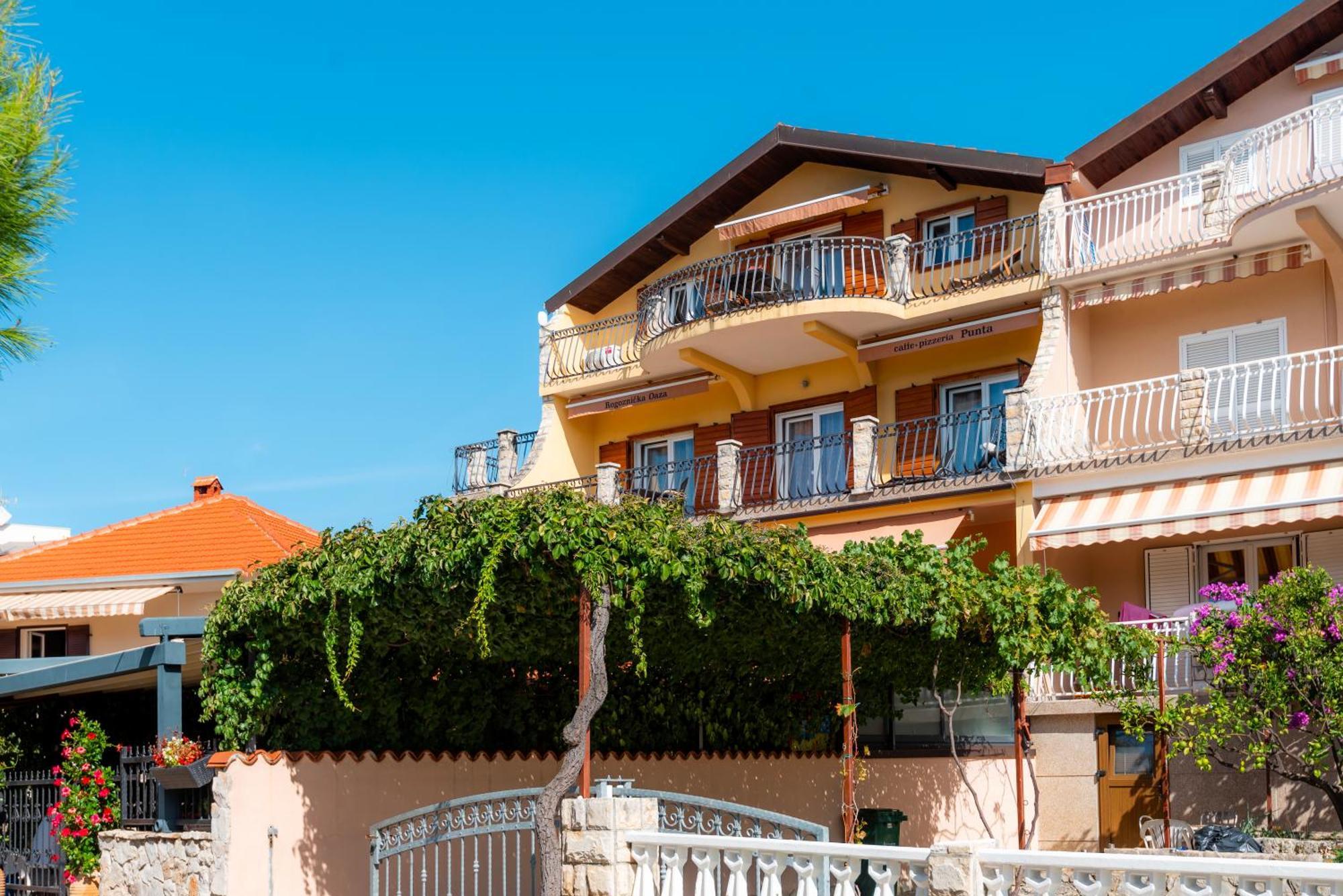 Apartments Rogoznicka Oaza Rogoznica  Esterno foto